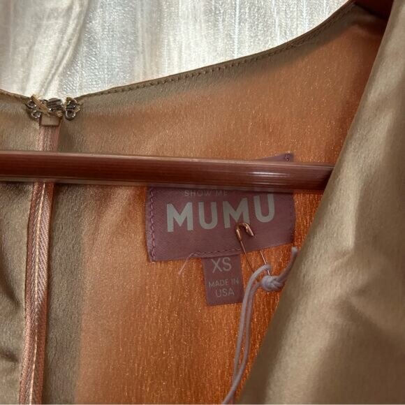 Show Me Your Mumu Rome Twist Gown True Gold Luxe Satin Maxi Dress‎ NWT Size XS - Picture 4 of 8